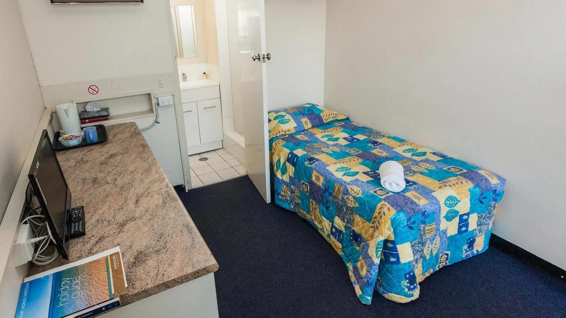Moruya Waterfront Hotel Motel
